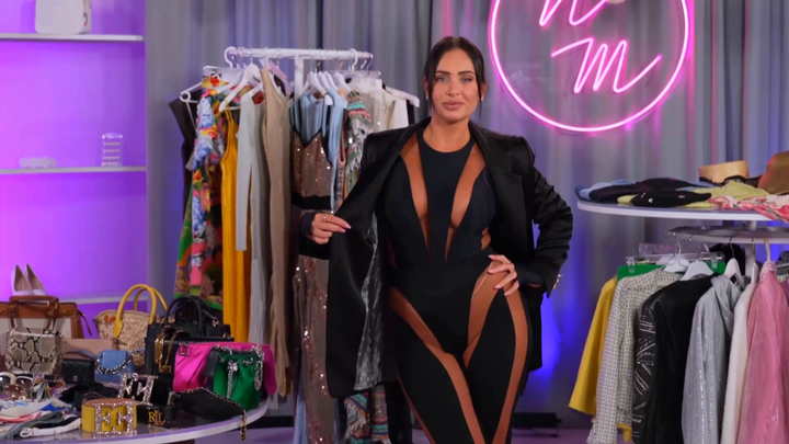 NM 24 - Nikola odvazny outfit